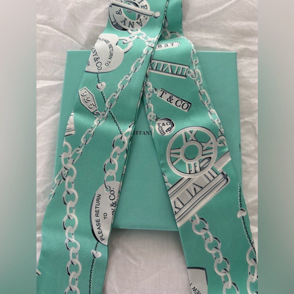 EUC Tiffany & Co Ribbon Scarf